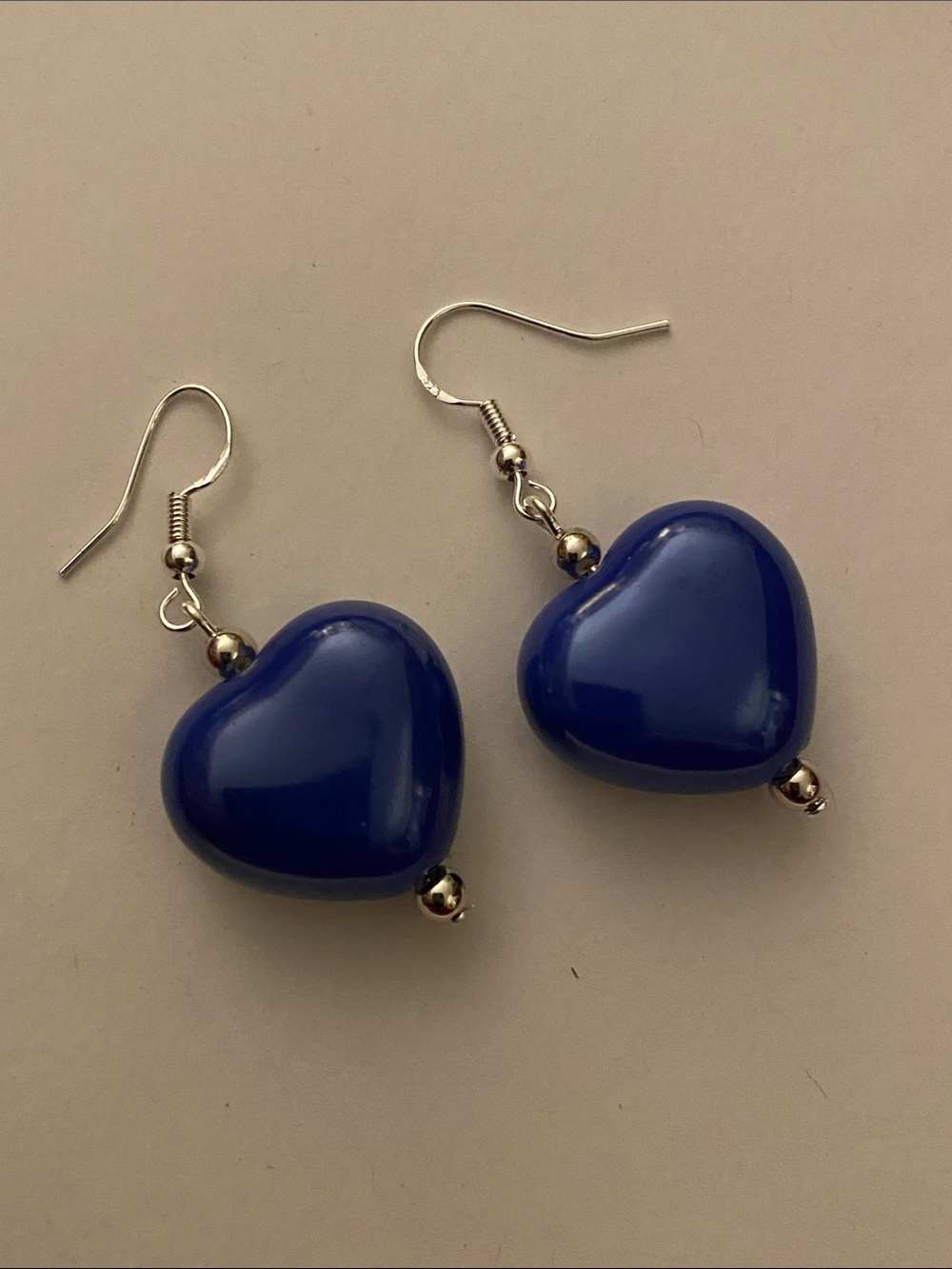 Good Vibes Only Blue Heart Drop Earrings - Silver!